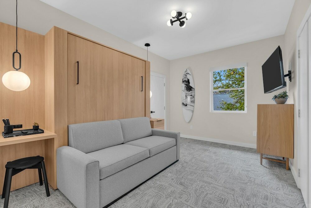 Фото The St Laurent Social Club & Guest Rooms