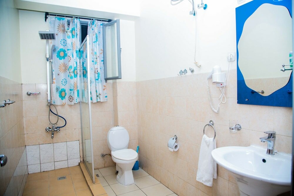 Фото One Click Hotel