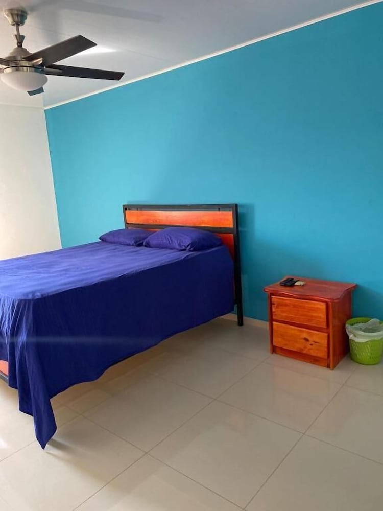 Фото Hotel Piscalonga