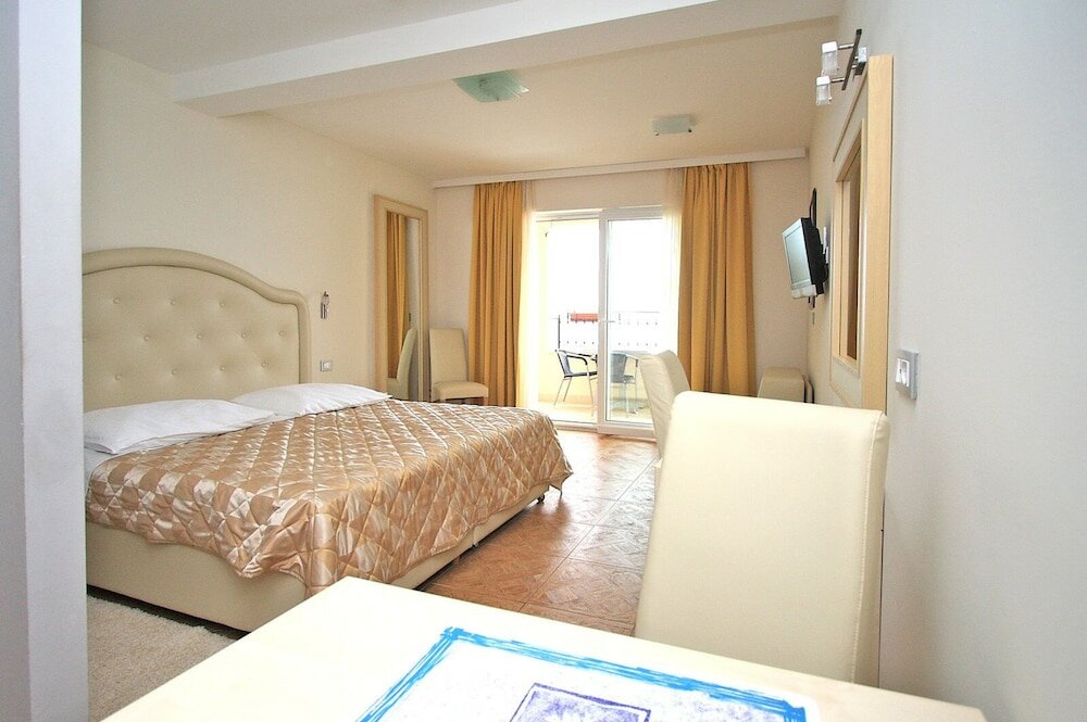 Фото Turisticki apartmani Natalia