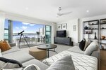 Light and spacious w incredible harbour views (Quay Street, 143), hotel