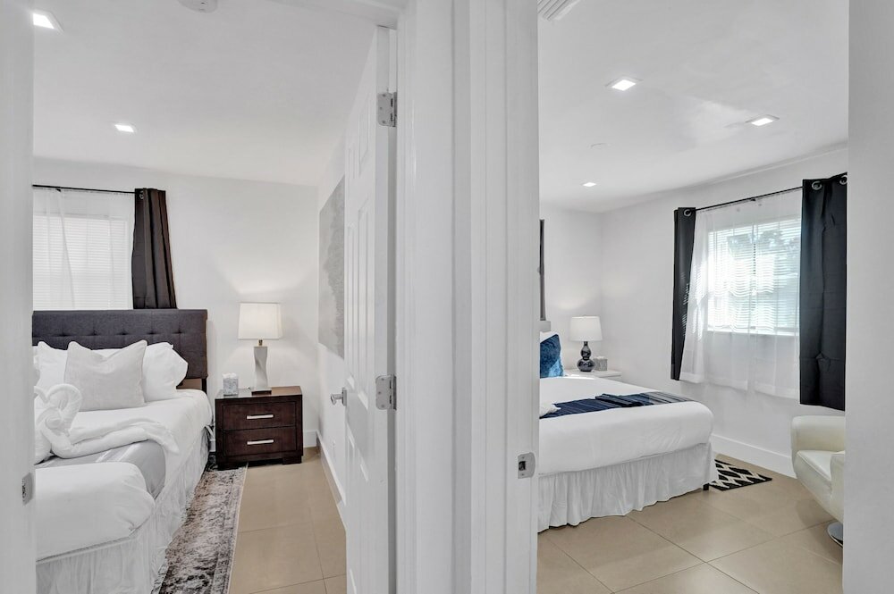 Фото Waterfront Newly Renovated 4 Br Home