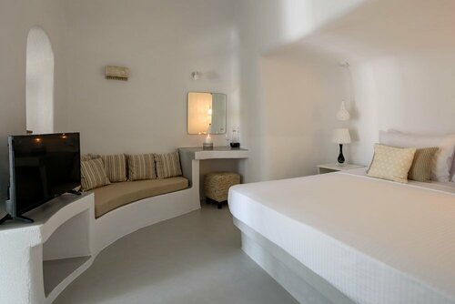 Гостиница White Dream Suites в Фире