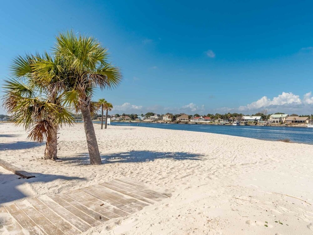 Фото Banana Bay Townhome № 13900