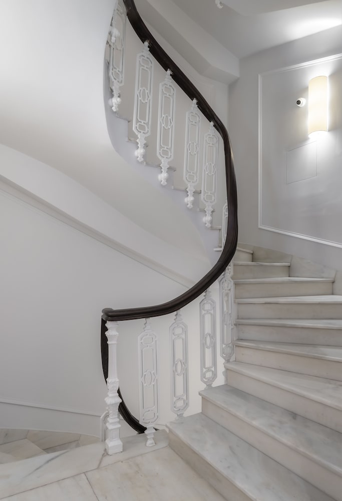 Фото Praxitelous Luxury Suites