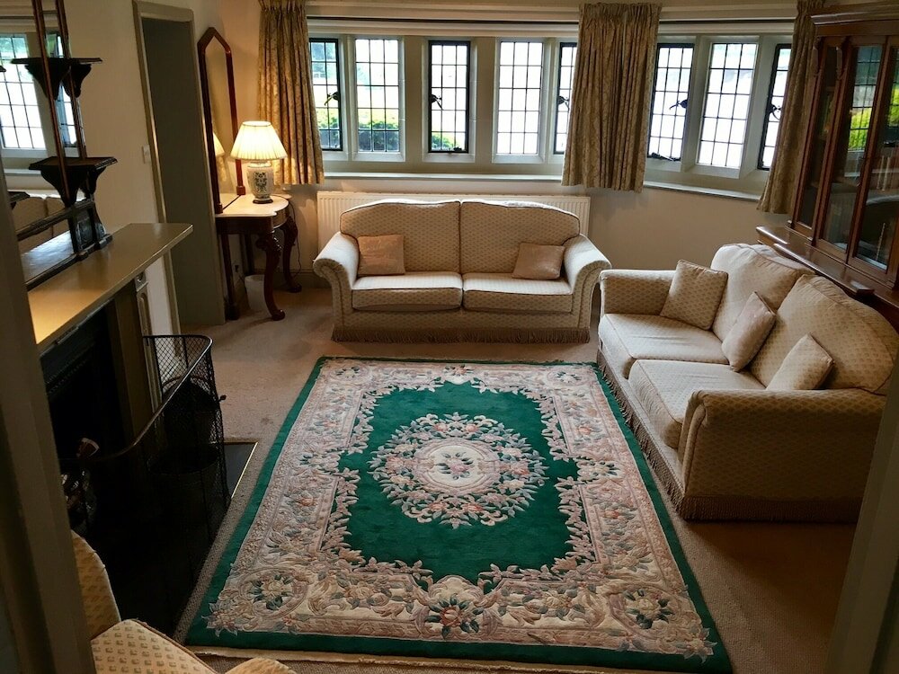 Фото Thornton Manor Estates