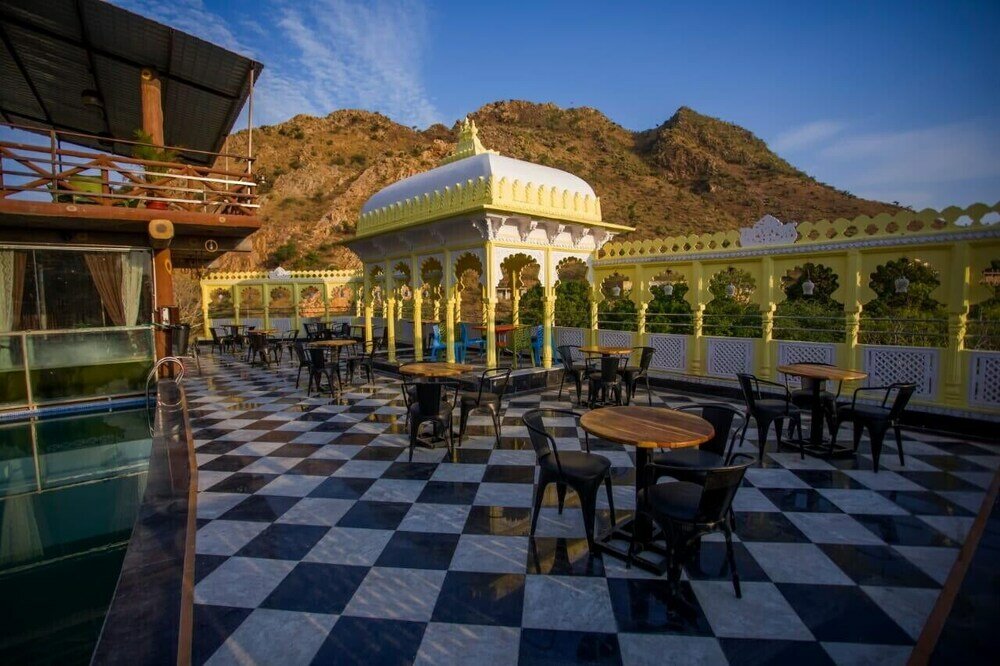 Фото Badigarh Palace Resort