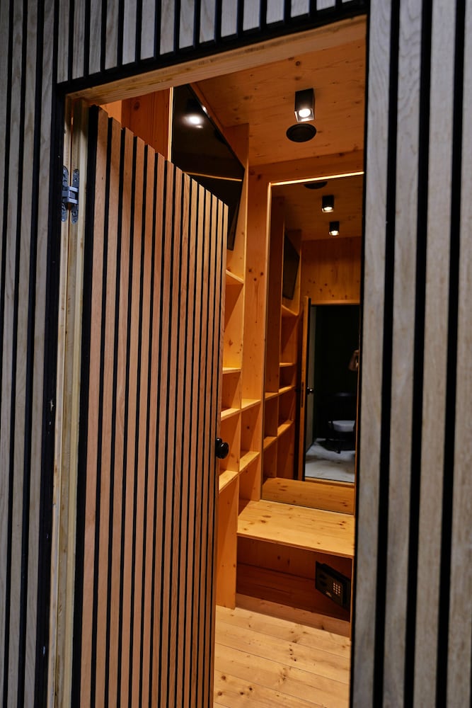 Фото Ljubljana Capsule Hostel