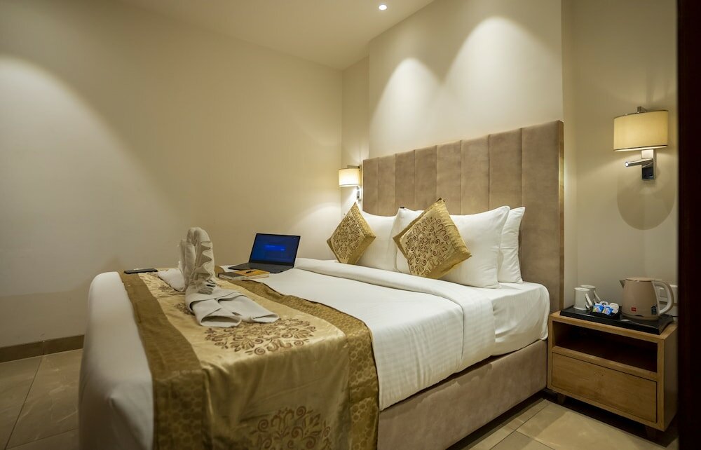 Фото Celebrant Hotel