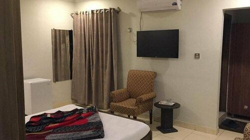 Гостиница Hotel Eden Rock в Равалпинди