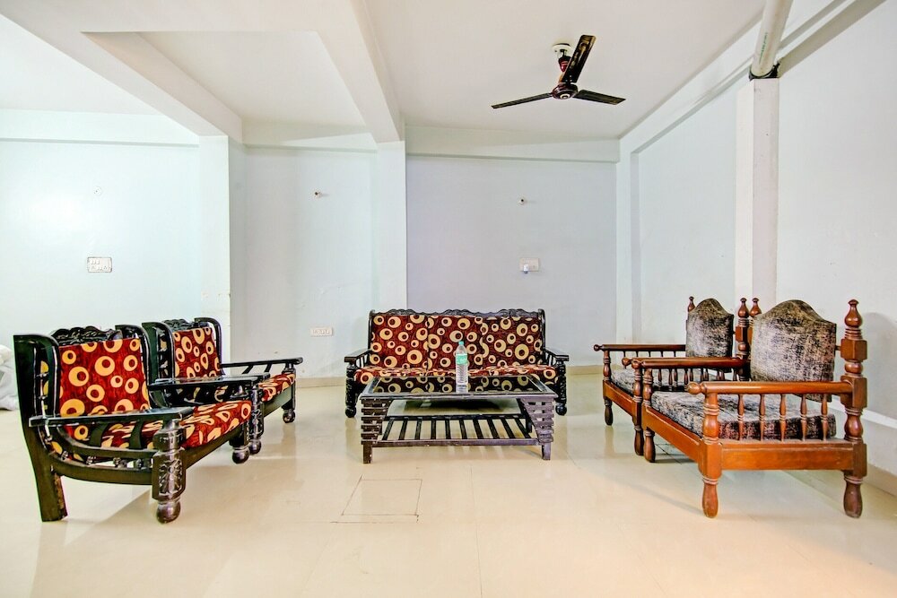 Фото Hotel Royal Avenue by F9 Hotels