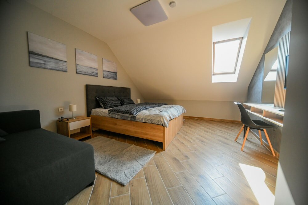 Фото Manoir Apartments