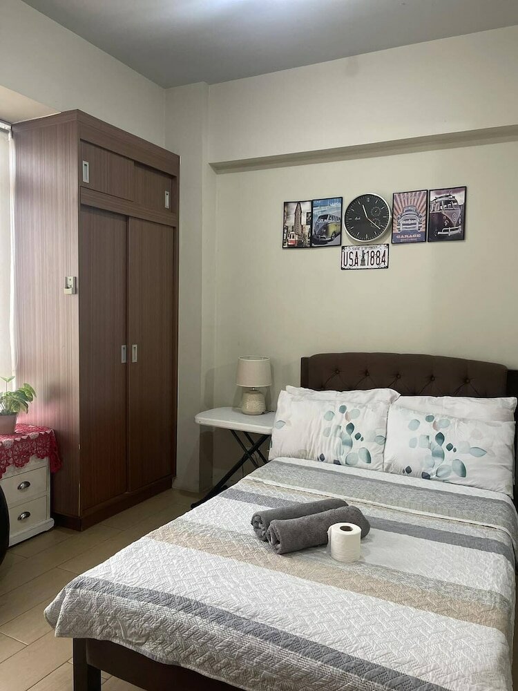 Фото Henry & Adiche Emperador Building