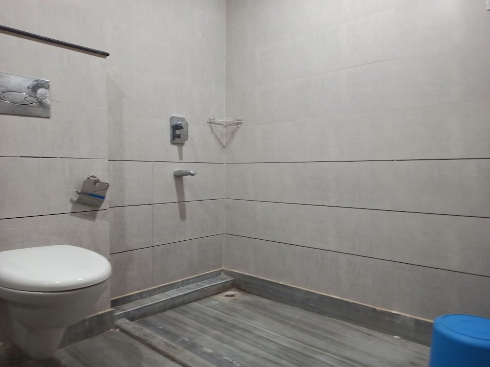 Фото Hotel Autumn Crocus - A Boutique Hotel