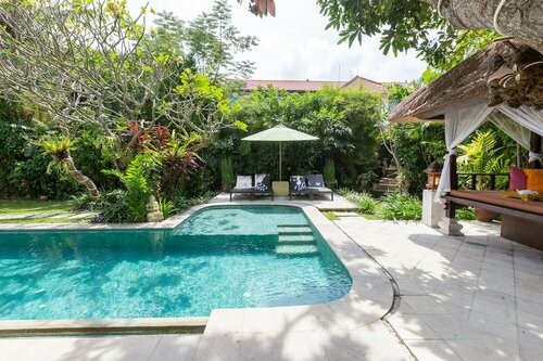 Villa Poppy
