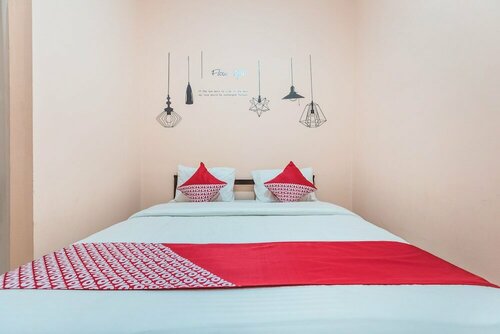 Гостиница Oyo 2034 Eden Guest House в Депоке