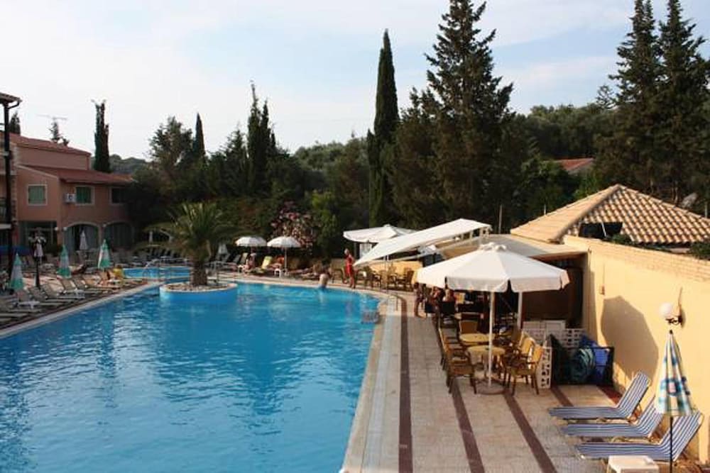 Фото Philippos Apartments