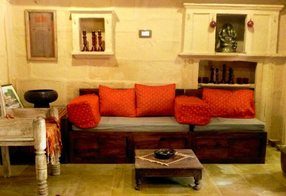 Фото Moustache Hamari Haveli