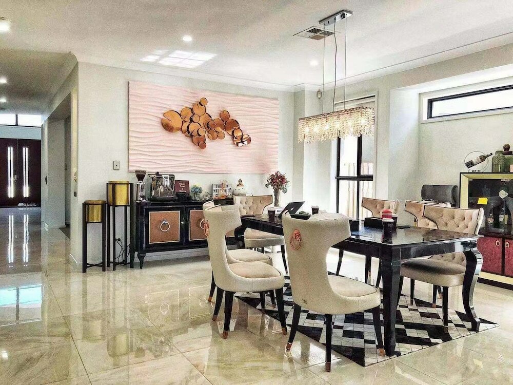 Фото Luxury House Collection Four Beds