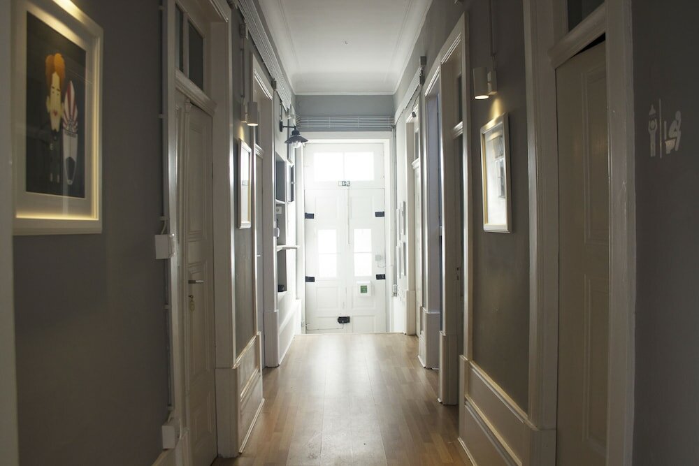 Фото Watermark Surf House Espinho