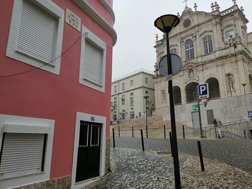 DoBairro Suites at Merces