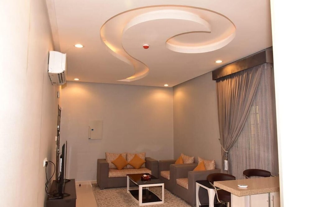 Фото In Maz Aparthotel