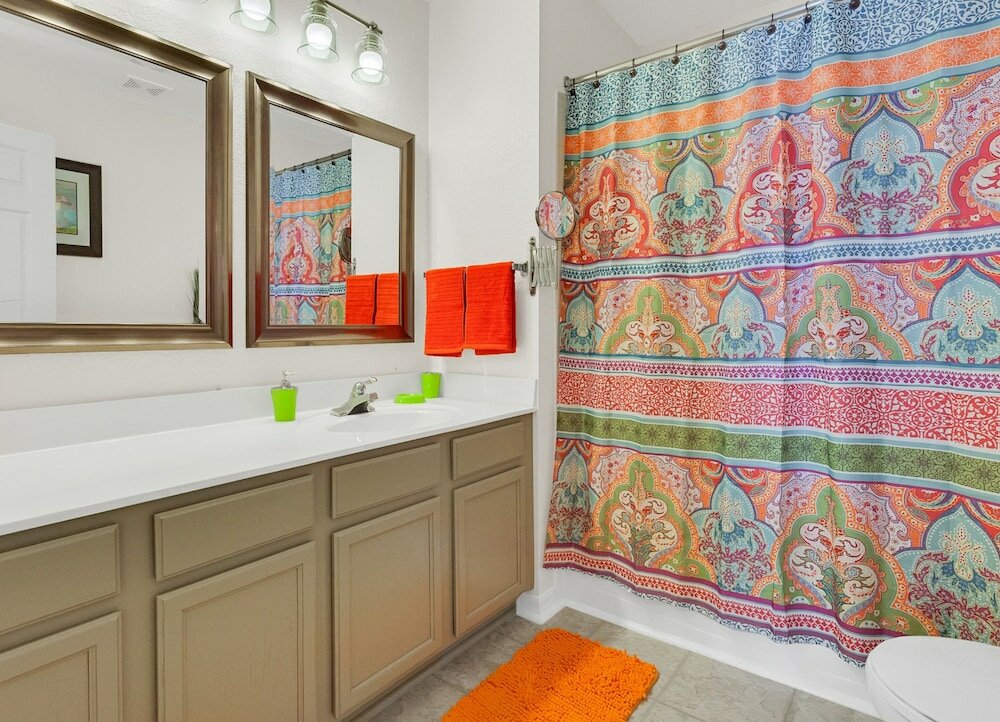 Фото 4br Luxury home, Themed rooms -10 Minutes to Disney