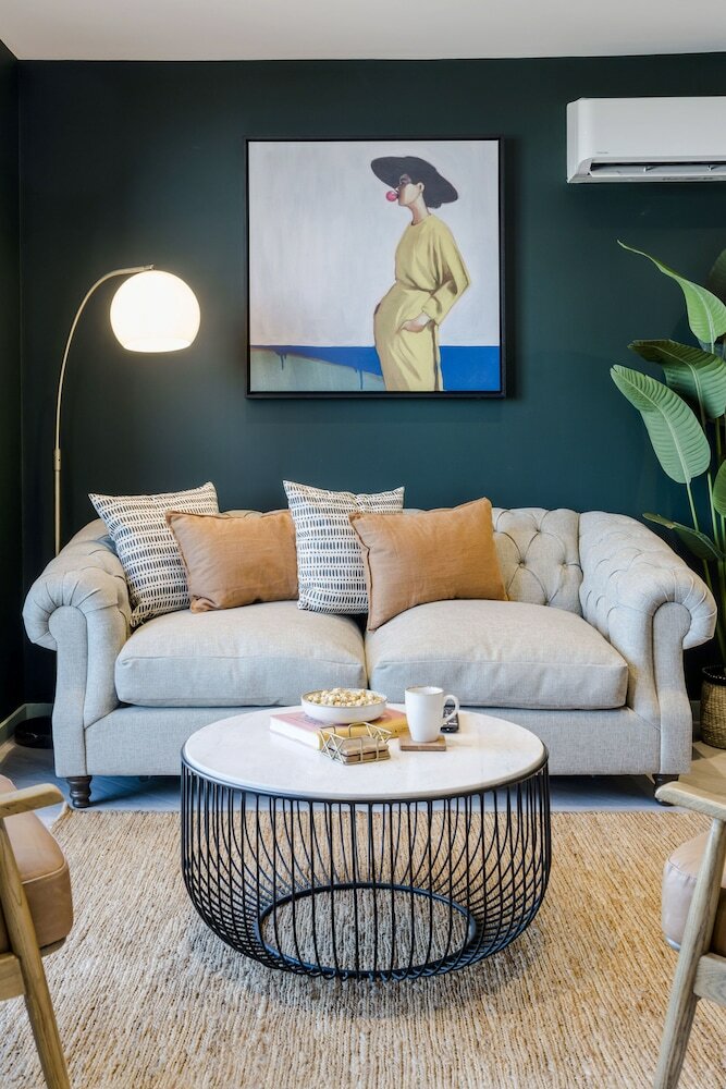 Фото Your Apartment Milton Keynes