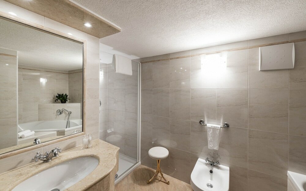 Фото Cavallino d'Oro