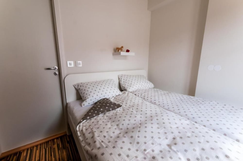 Фото Cube Central Rooms for 2 - Hostel