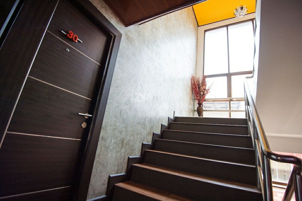 Фото Mr Mac's Hotel