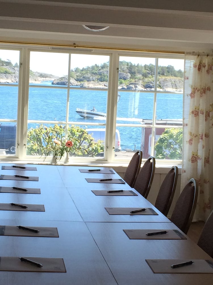 Фото Risør Hotel