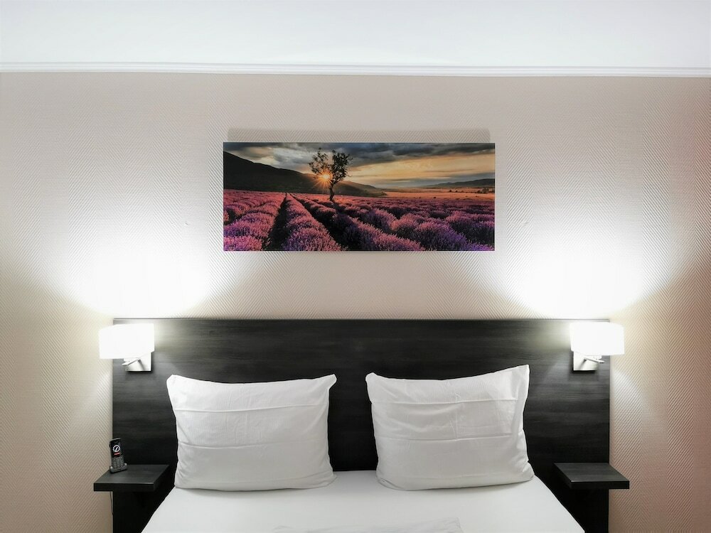 Фото Bivius Eat & Sleep