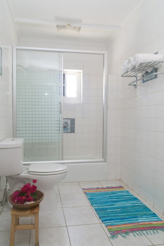 Фото Pauline's Apartments Aruba