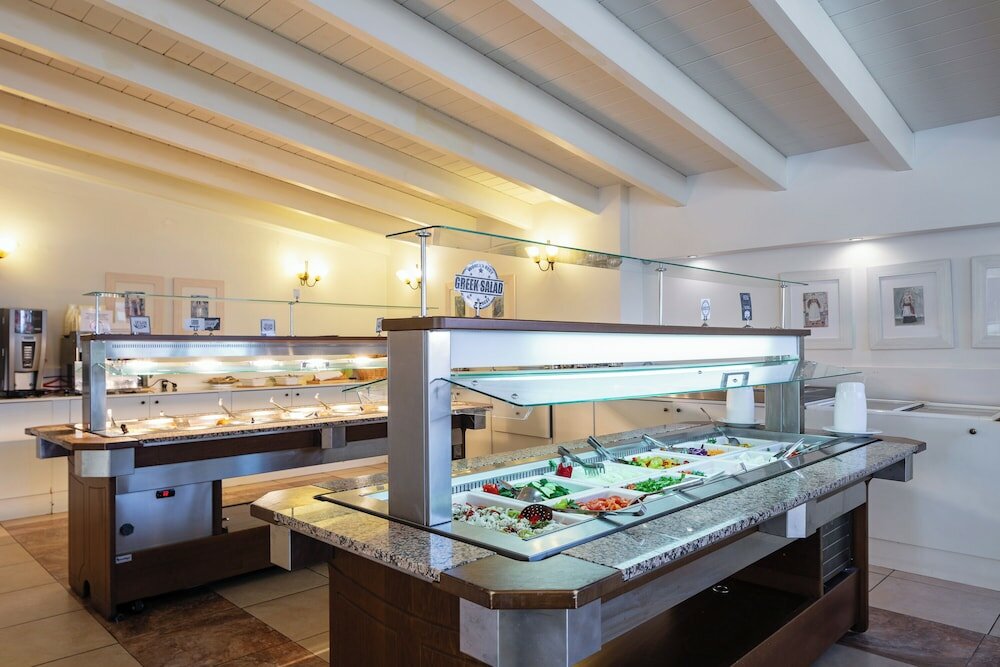 Фото Koni Village Hotel