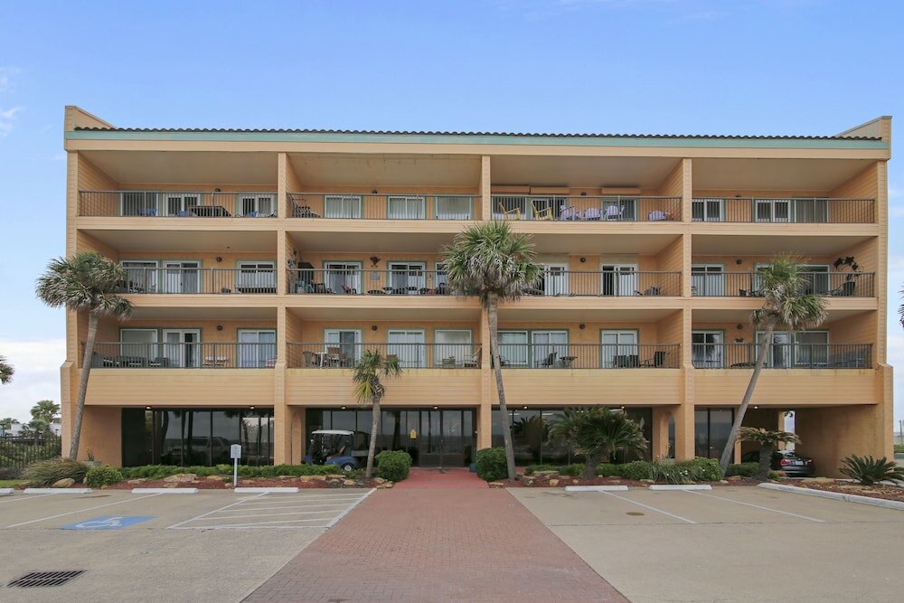 Фото Maravilla Seawall Condos by Ab Sea