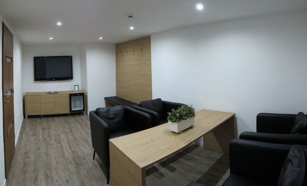 Фото Hotel Kapitol