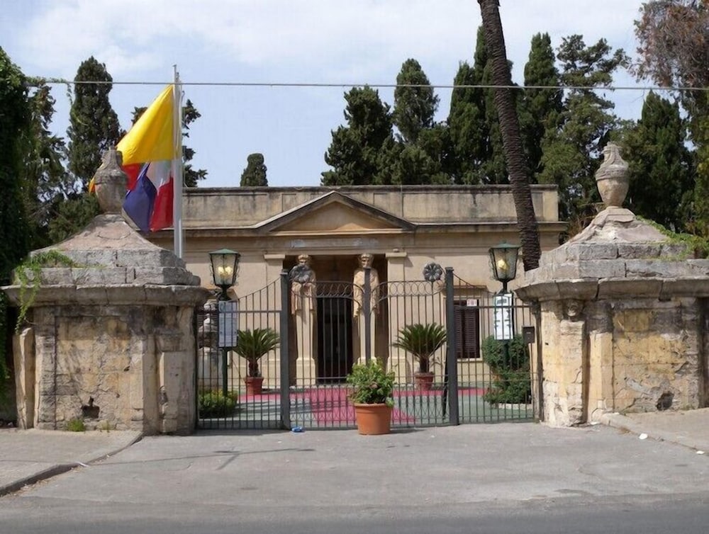 Фото Villa Lampedusa Hotel & Residence