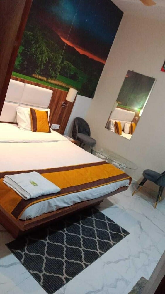 Фото Hotel Virasat Palace