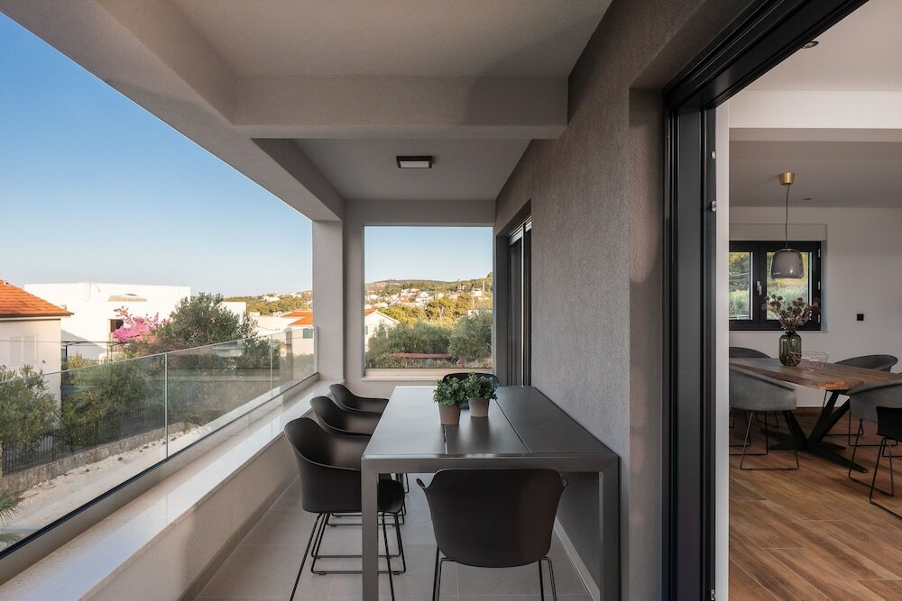 Фото House & Home Slatine