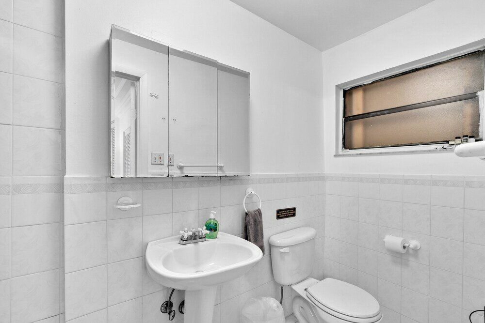 Фото Chateau Michael Luxury Brickell Villa with Pool