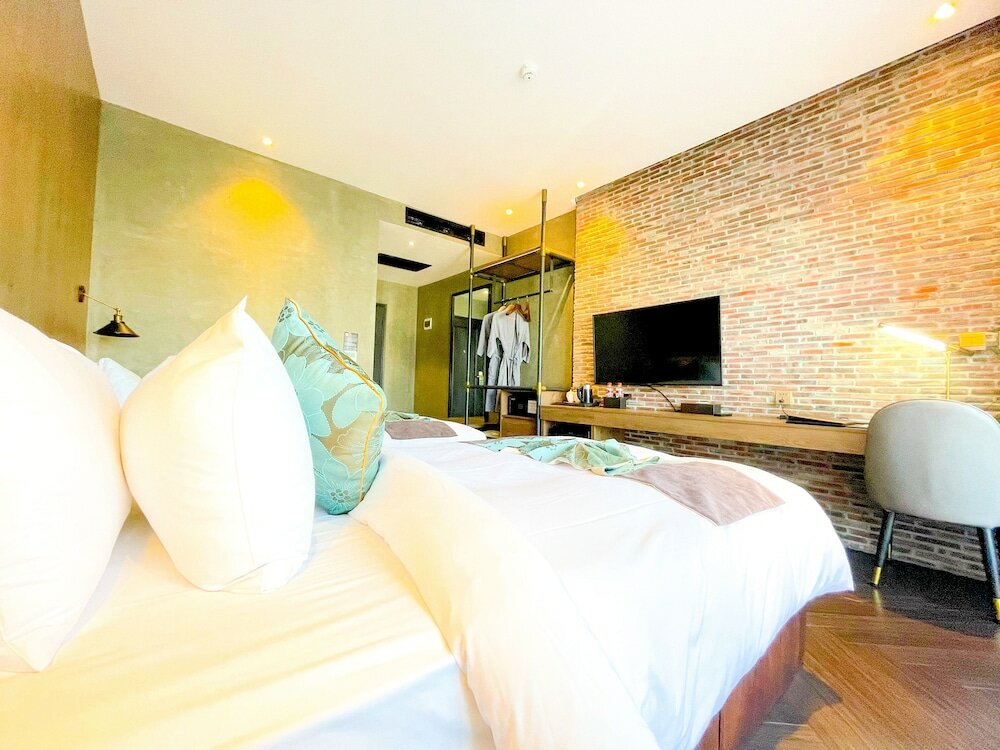 Фото The H Hotel Phnom Penh