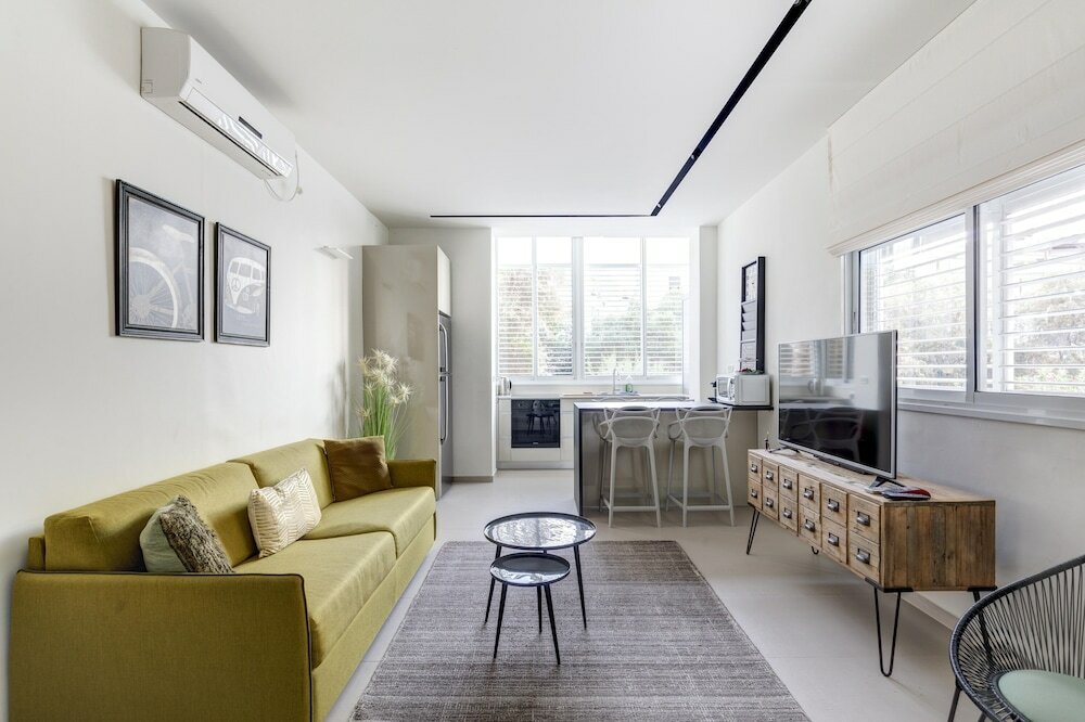 Фото Central17 by Tlv2rent