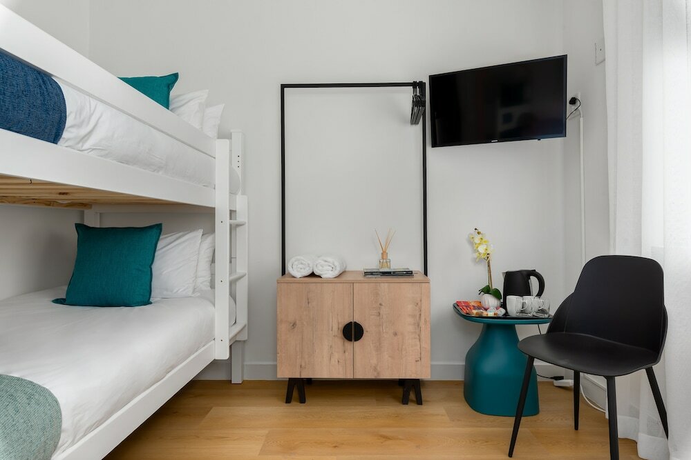 Фото Neighbourgood Hill