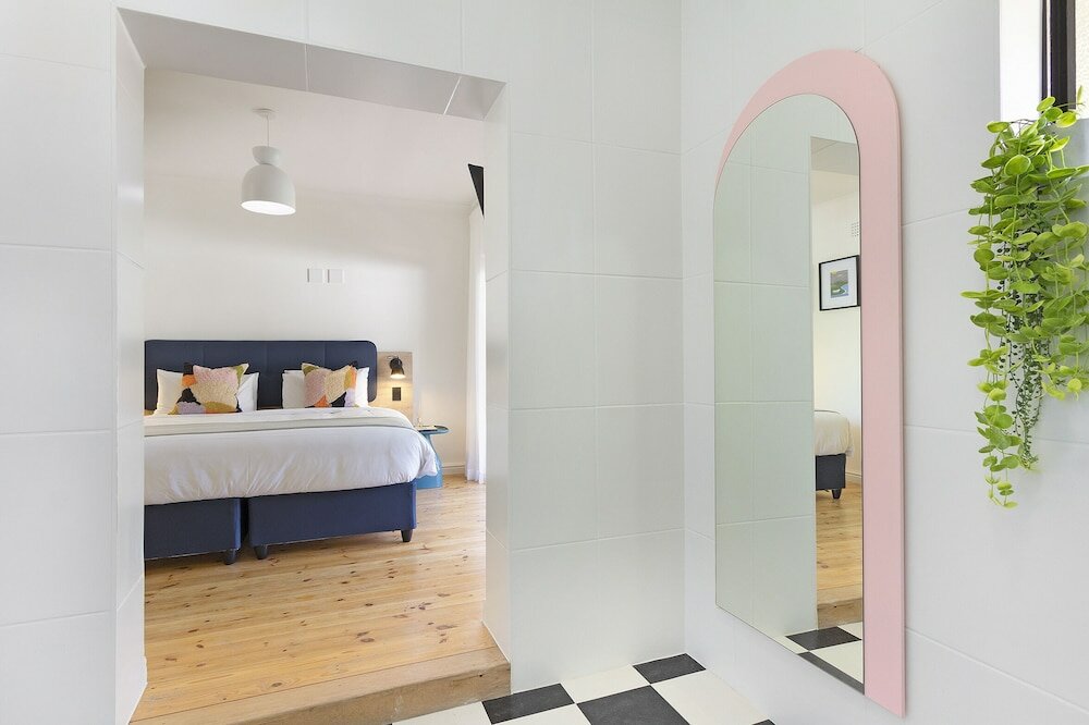 Фото Neighbourgood Hill