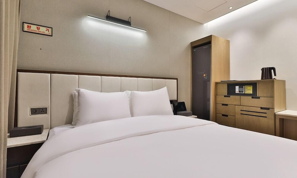 Фото Daegu Billion Western Hotel