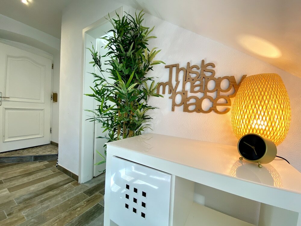 Фото Beautiful 1br Apt w View Historic Town