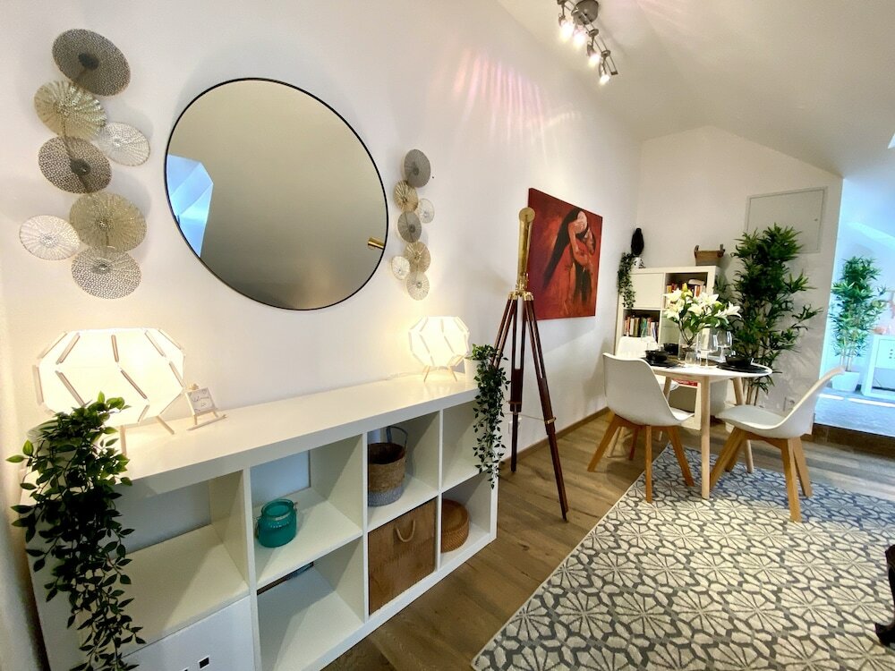 Фото Beautiful 1br Apt w View Historic Town