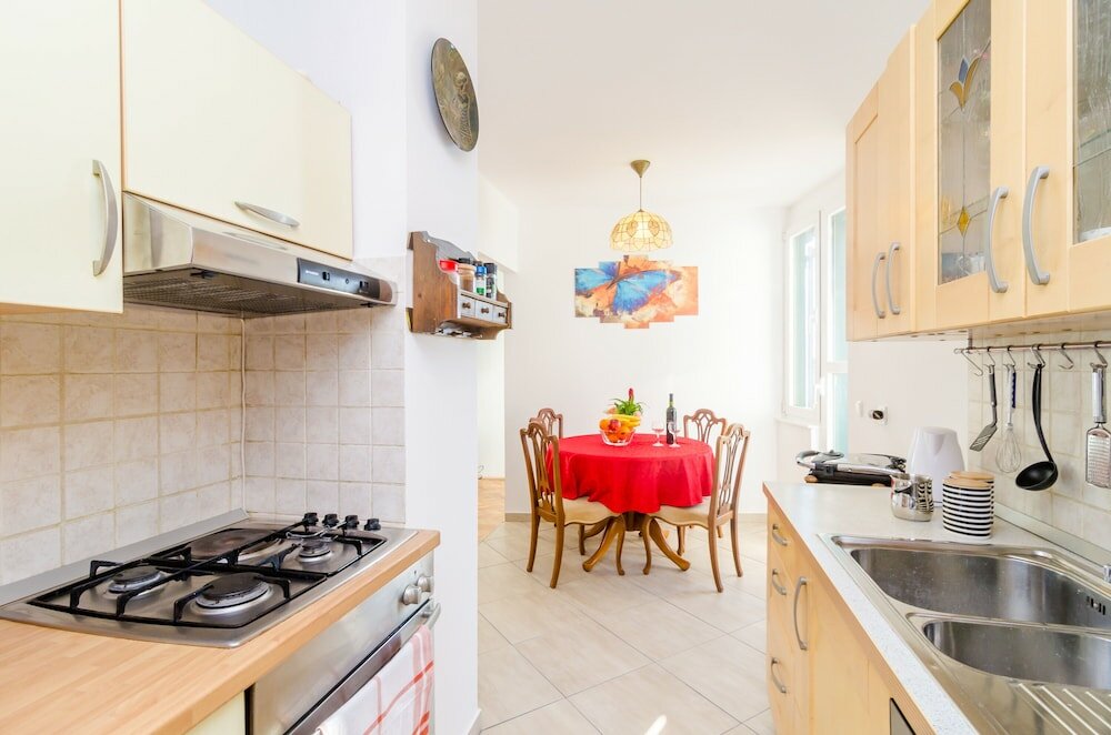 Фото Sun City Apartment