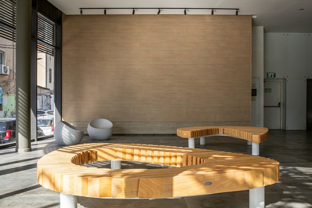 Фото Cozy 2bdr with Parking